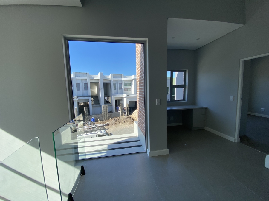 4 Bedroom Property for Sale in Sandown Western Cape